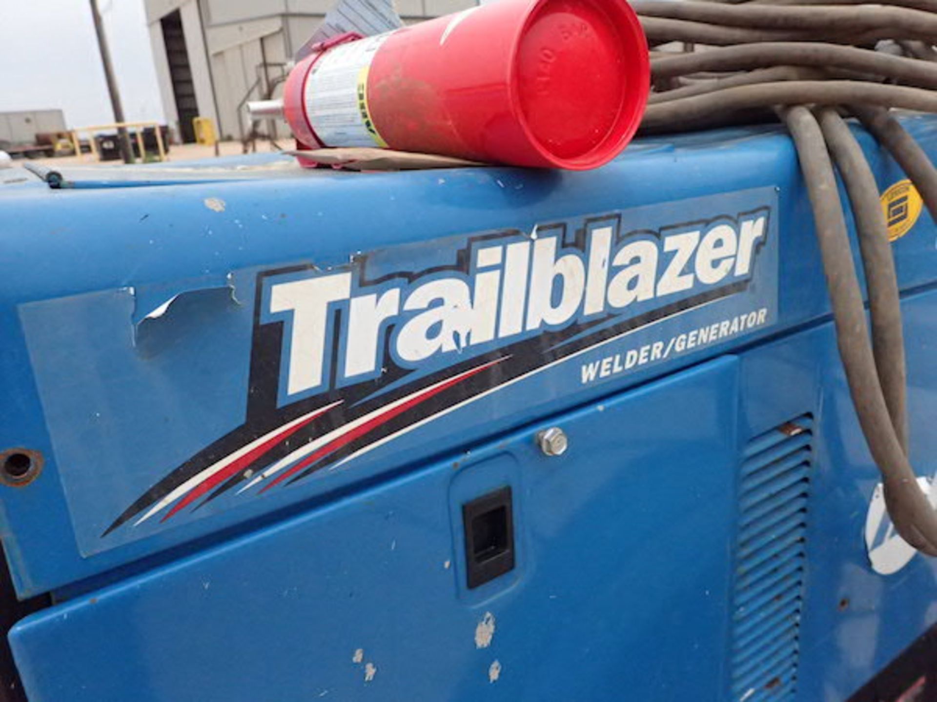 Miller Trailblazer 325 Diesel DC Welder/Generator, S/N: MH370044R (2017); Mounted on Single Axle - Image 9 of 17