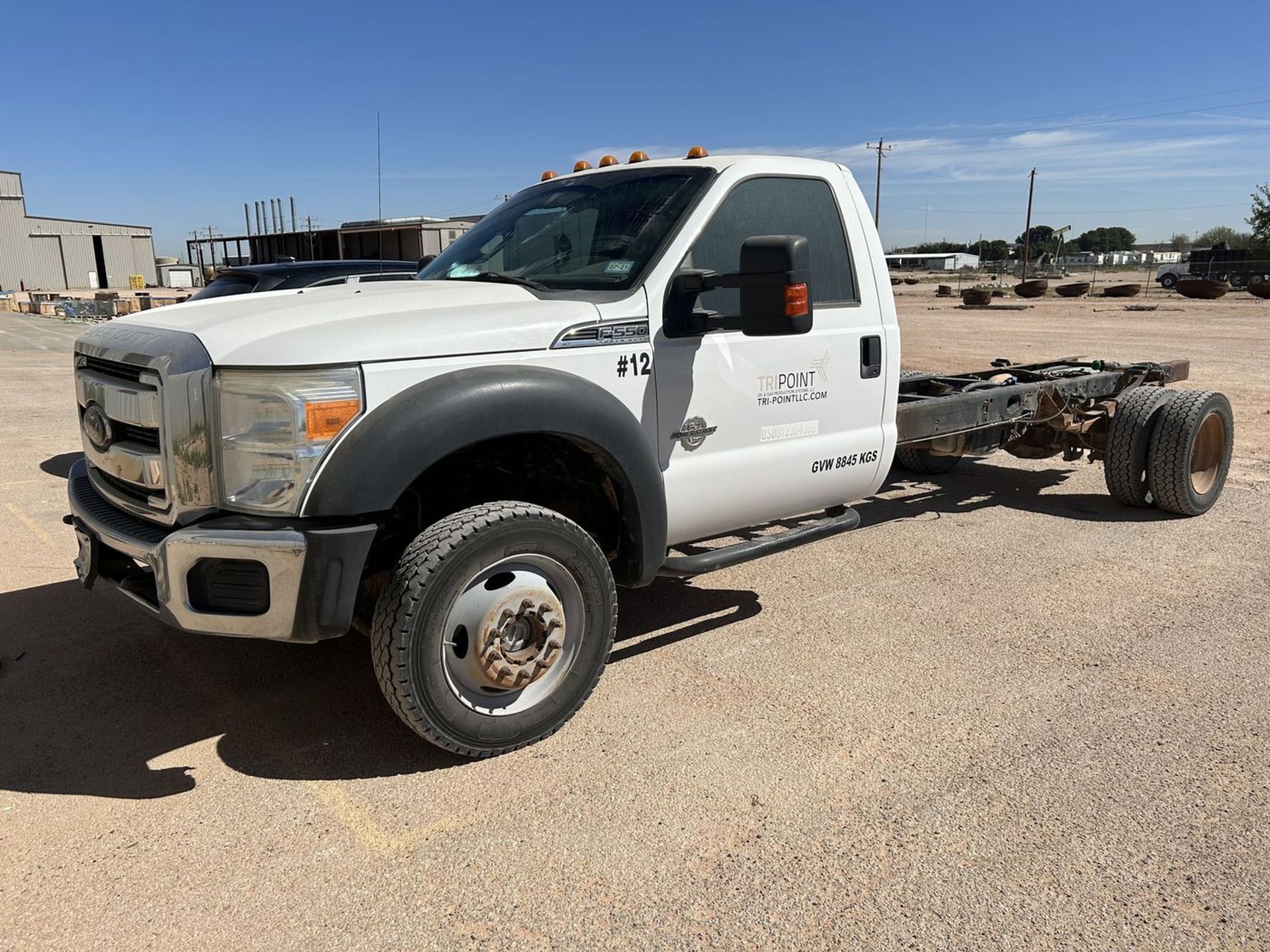 2012 Ford F-550 XLT Super Duty Regular Cab Truck Chassis, VIN: 1FDUF5HT5CEB01856; with 178 in.