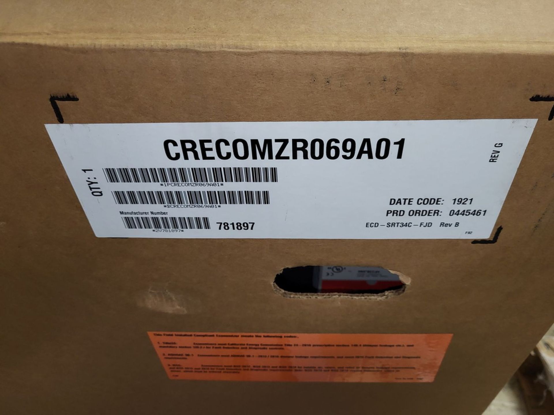 Carrier Corp Model CRECOMZR069A01 Ultra Low Leak Vertical Small Rooftop Economizer Accessory: to - Image 2 of 4