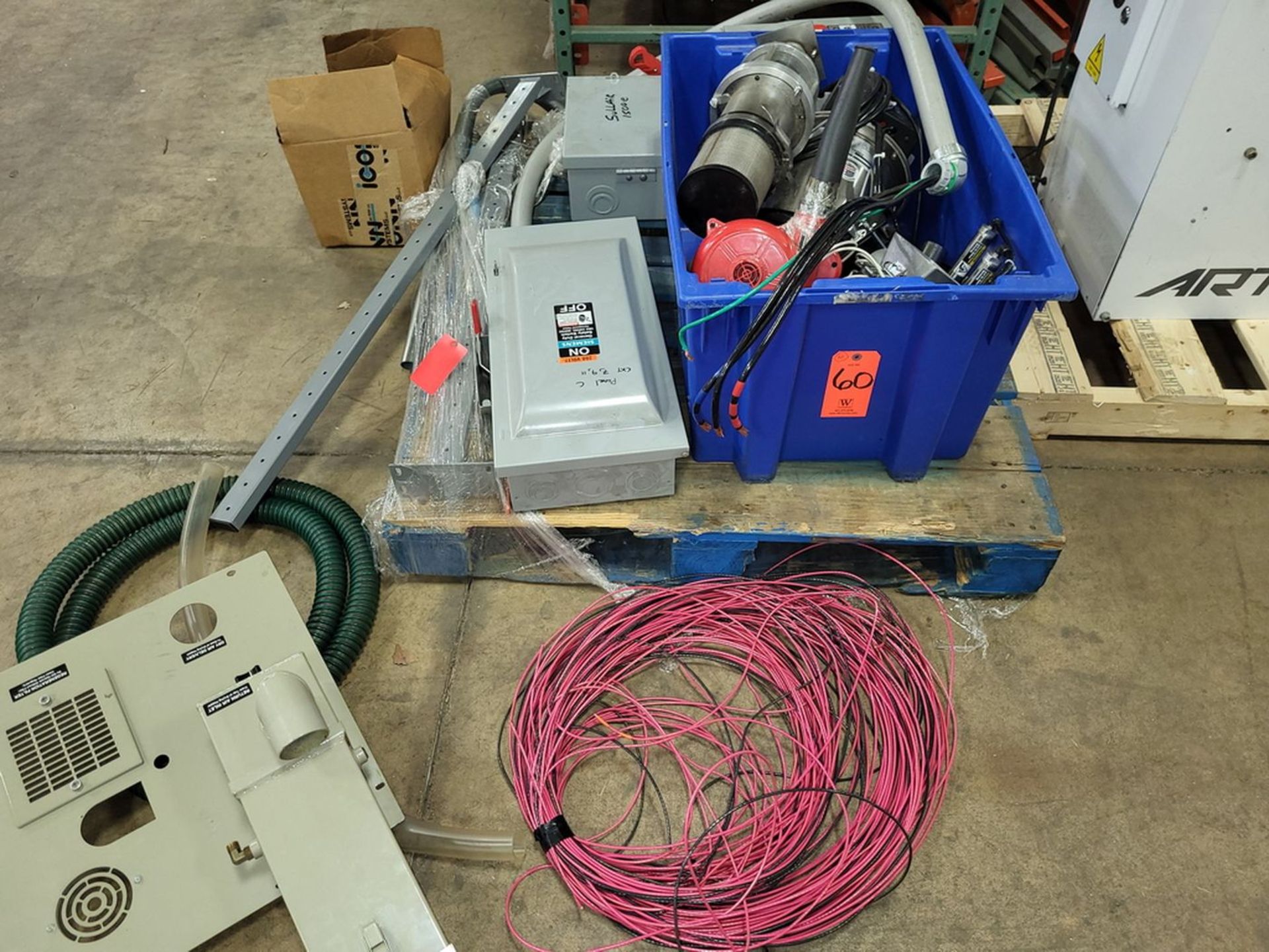 Lot - Assorted Electrical; to Include: (3) Siemens Switch Boxes and Misc. (All on (1) Pallet) - Image 4 of 5