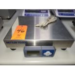Mettler Toledo Model BCA-222-30u Bench-Top Digital Letter and Parcel Legal for Trade Shipping Scale,