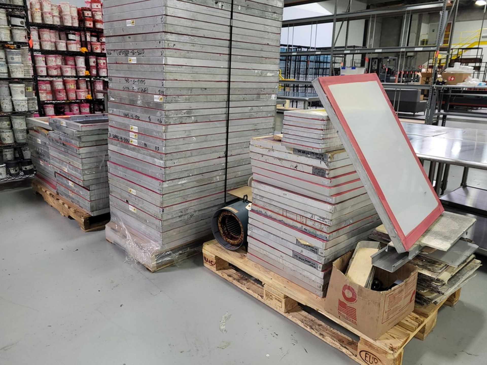 Lot - Assorted GSF Aluminum Screen Frames; on (3) Pallets - Image 2 of 2