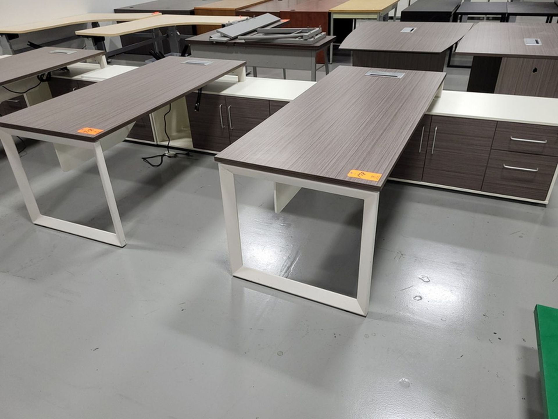 Lot - (2) L-Shaped Desk Units;