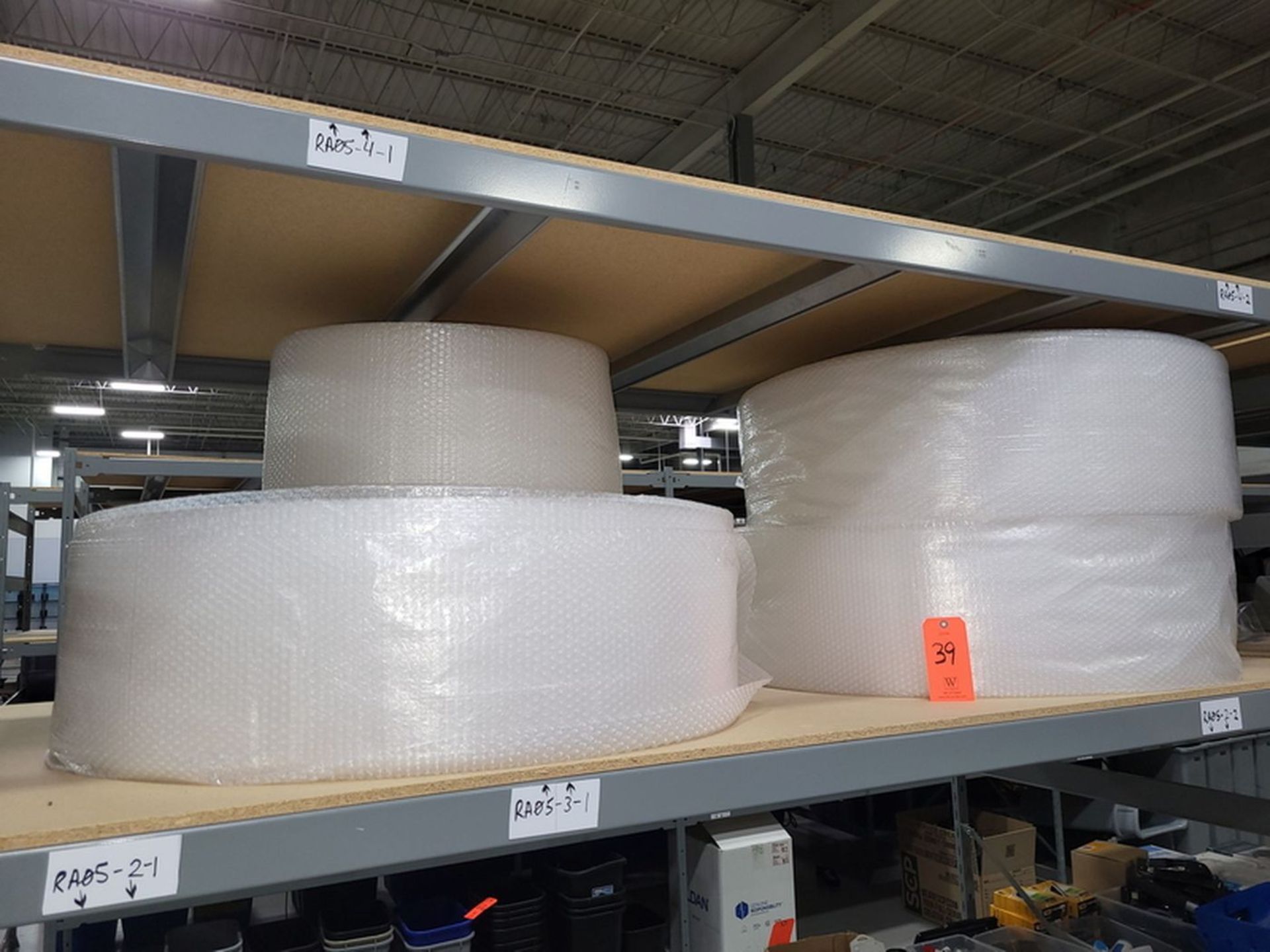 Lot - (4) 12 in. wide Rolls of Bubble Wrap; 650 ft. (approx.)