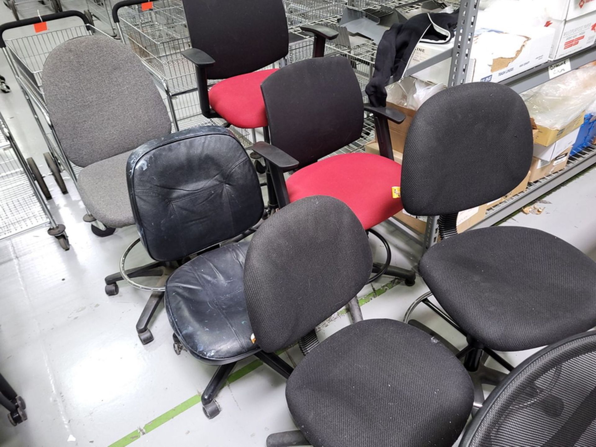 Lot - (12) Assorted Swivel Chairs; - Image 3 of 3