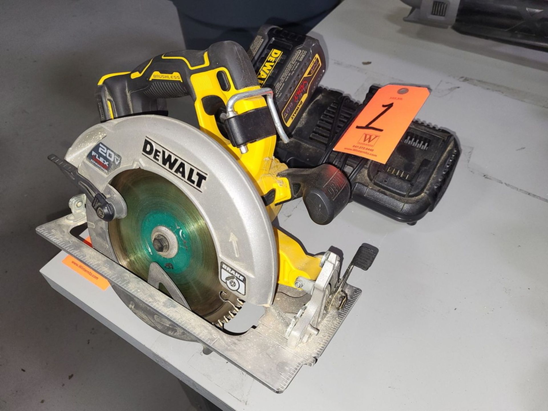 DeWalt 7-1/4 in. Cordless Circular Saw; 20-Volt Max., Includes Battery & Charger
