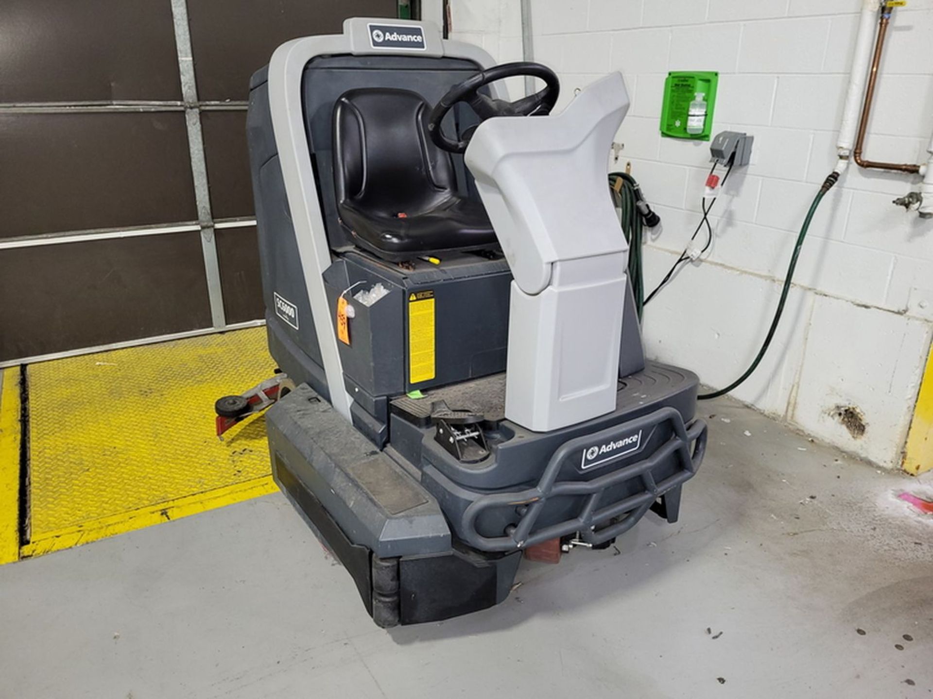 Advance Model SC6000 36C Type ES Electric Riding Floor Scrubber, S/N: 3510190500842; 36-Volt - Image 4 of 6