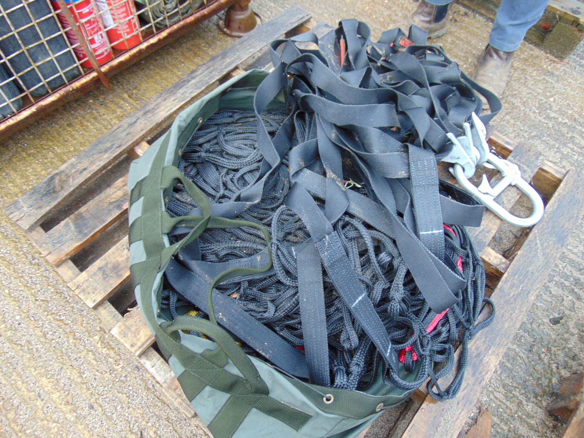 1 x Helicopter Cargo Lifting Net c/w Straps, Carry Bag etc - Image 4 of 4