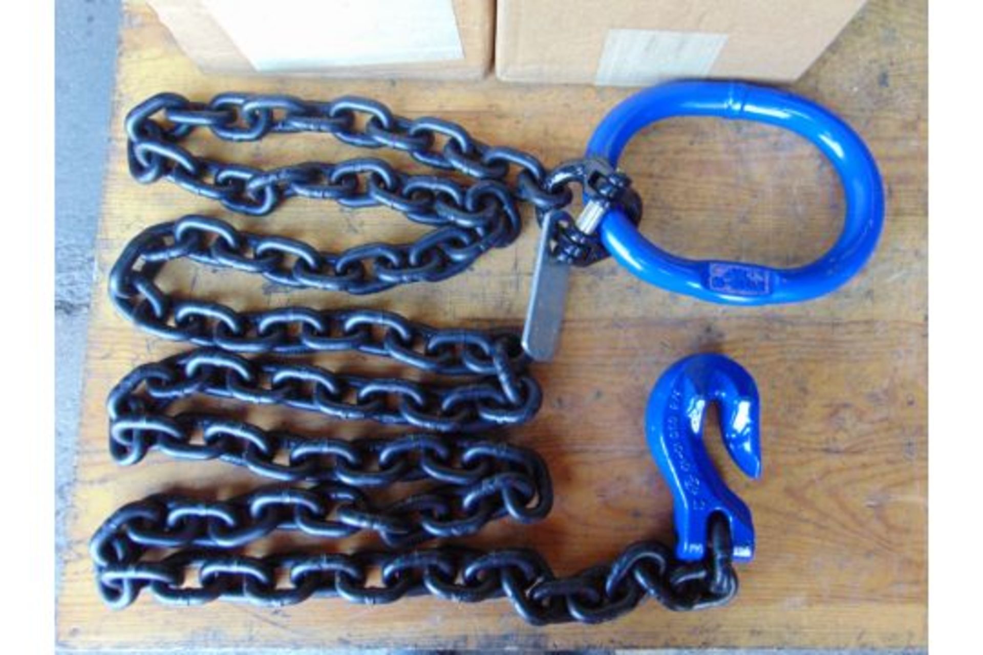 2 x New Unissued 10ft Lifting Chains c/w Labels - Image 2 of 5