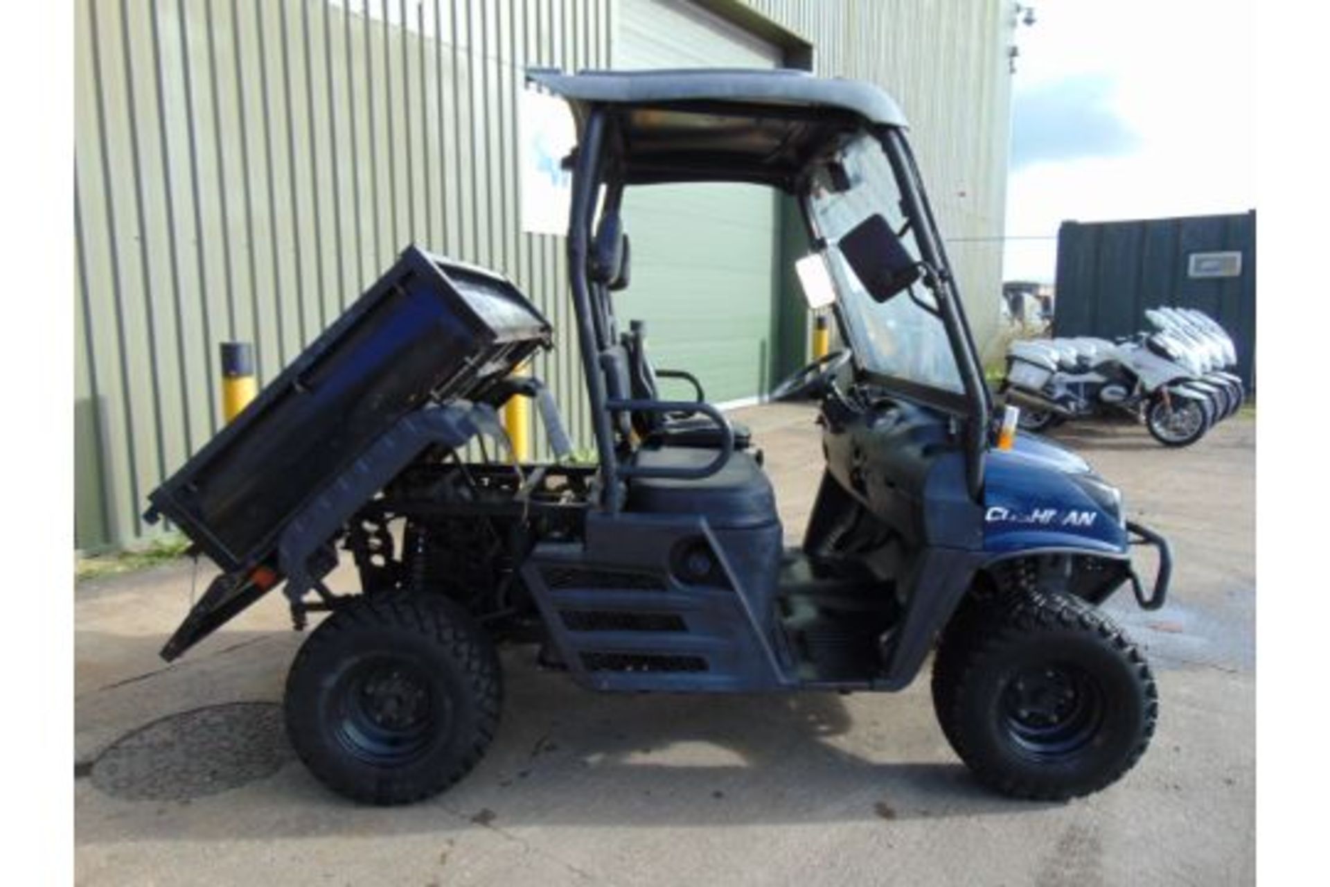 2017 Cushman XD1600 4x4 Diesel Utility Vehicle - Image 11 of 20