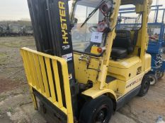 HYSTER 2.5XM DIESEL FORK LIFT 3 STAGE CONTAINER LIFT MAST W. SIDE SHIFT FULL FREE LIFT MOD STOCK