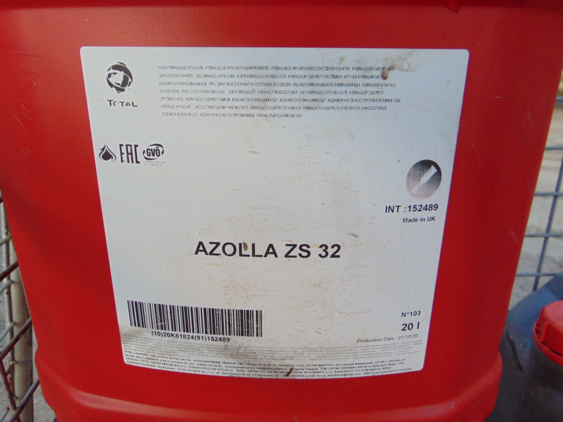 4 x 20 Litre Drums of Total Azolla ZS32 Hydraulic Oil - Image 2 of 3