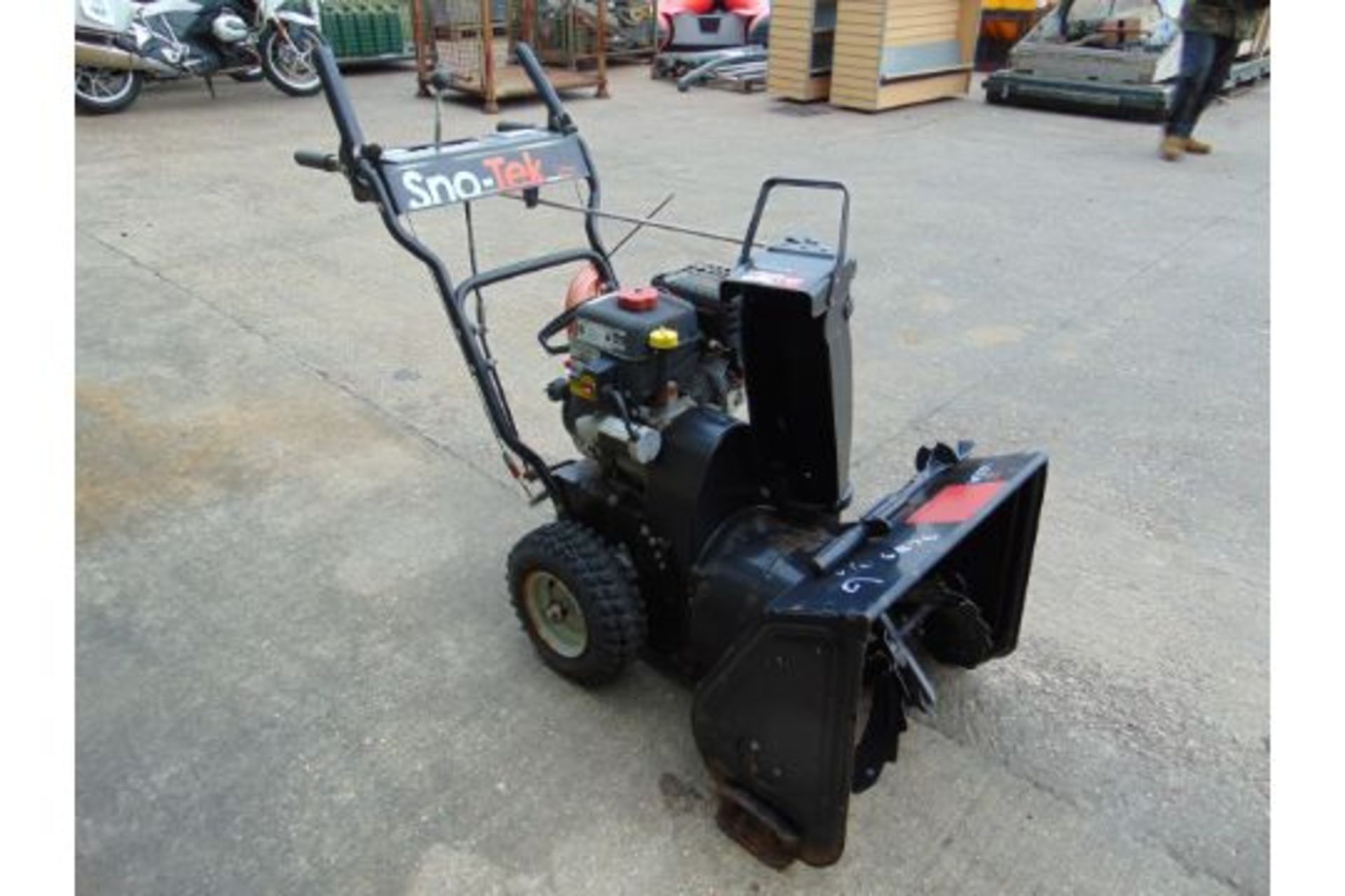 Recent release from the NHS a Ariens Sno-Tek 22 Electric Start Snow Blower - Image 3 of 9