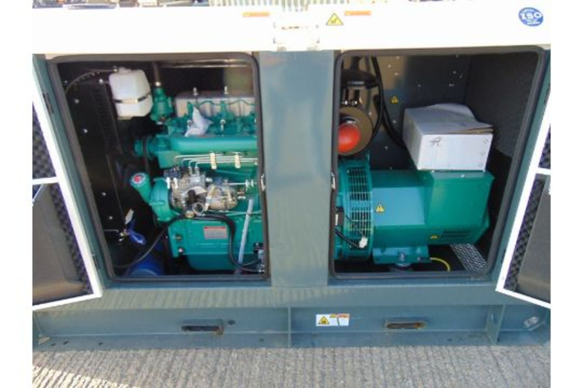 2022 NEW UNISSUED 50 KVA 3/1 Phase Silent Diesel Generator Set 400/240 volt - Image 11 of 14
