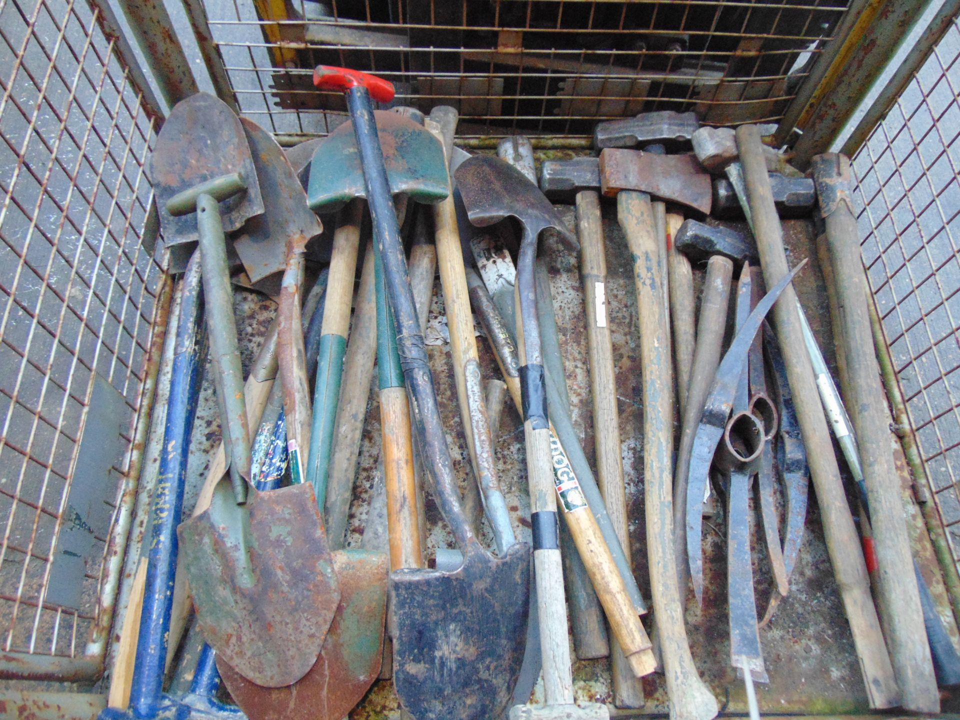 1 x Stillage 30+ British Army Pioneer Picks, Shovels, Axes and Sledge Hammers