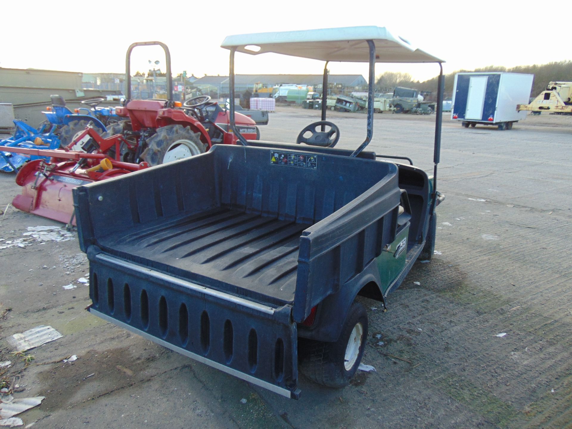 EZGO MPD Turf Master Truck with Tipping Body Batteries and on Board Charger 1700 hrs only - Image 4 of 13