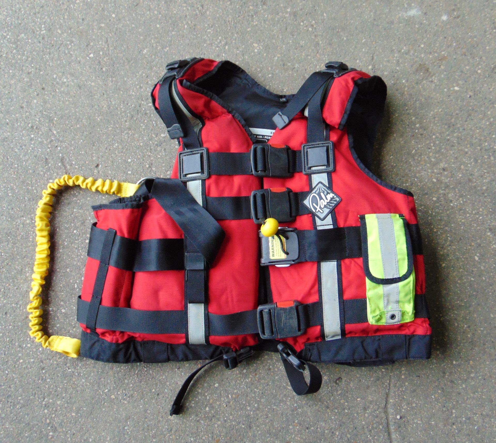 Palm Professional Rescue 800 Buoyancy Aid - PFD Personal Floatation Device Size L/XL - Image 2 of 4