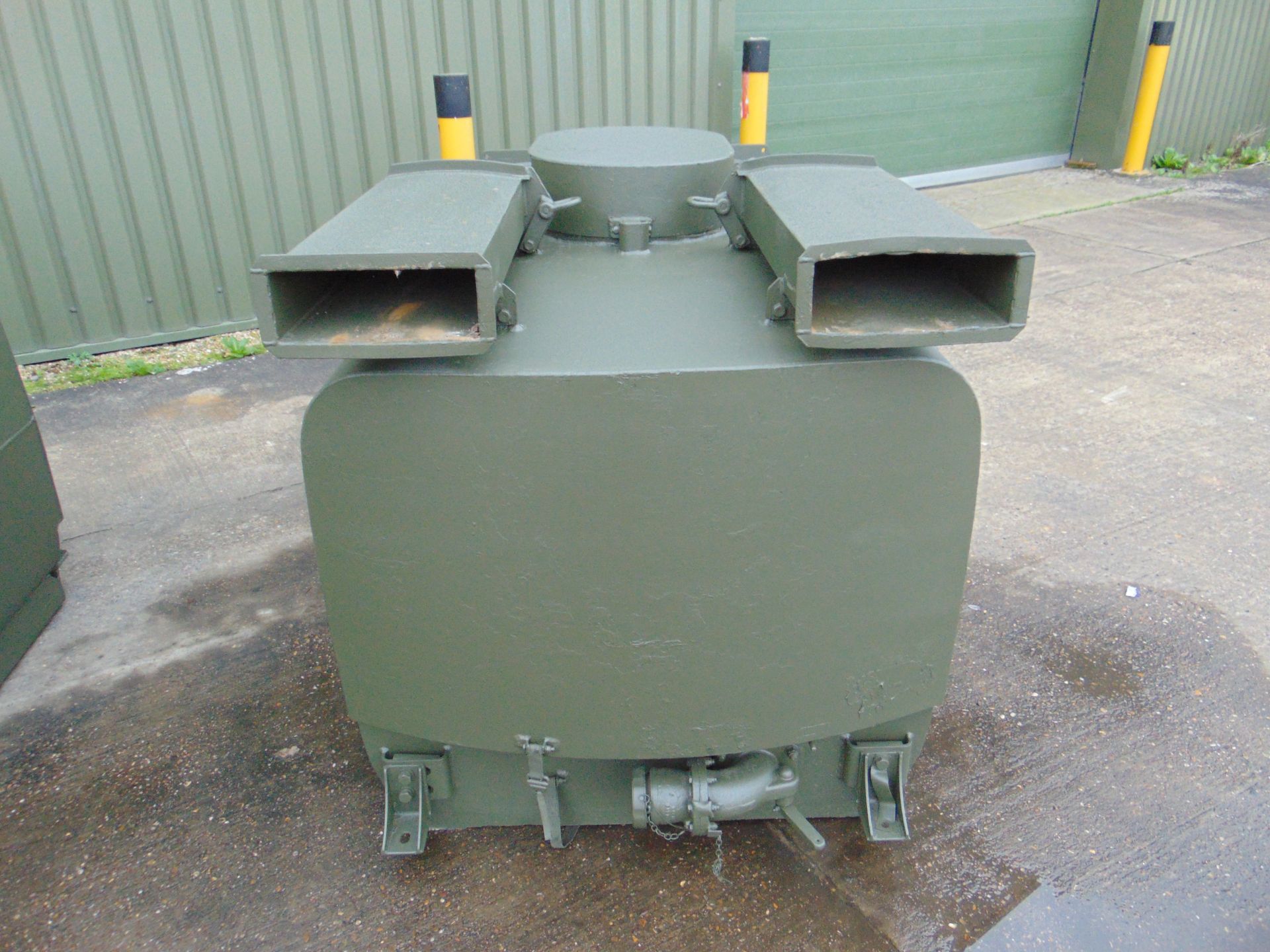 Gloster Saro 2,200 Ltr Aluminium Fuel / Fluid Distribution Tank - Image 2 of 14