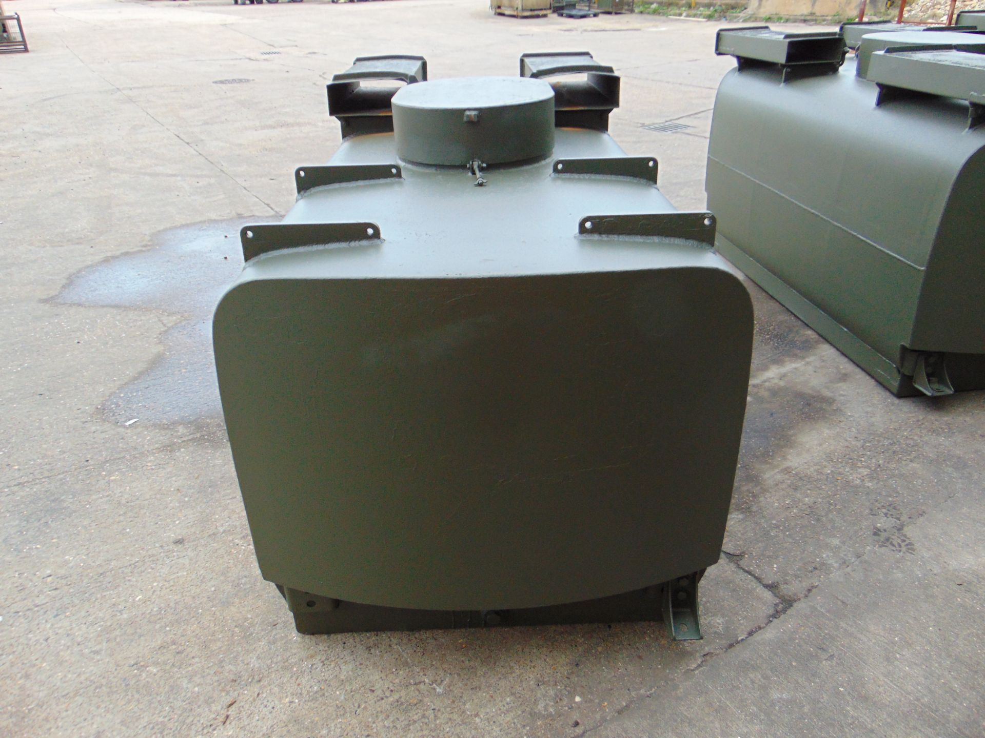 Gloster Saro 2,200 Ltr Aluminium Fuel / Fluid Distribution Tank - Image 4 of 14