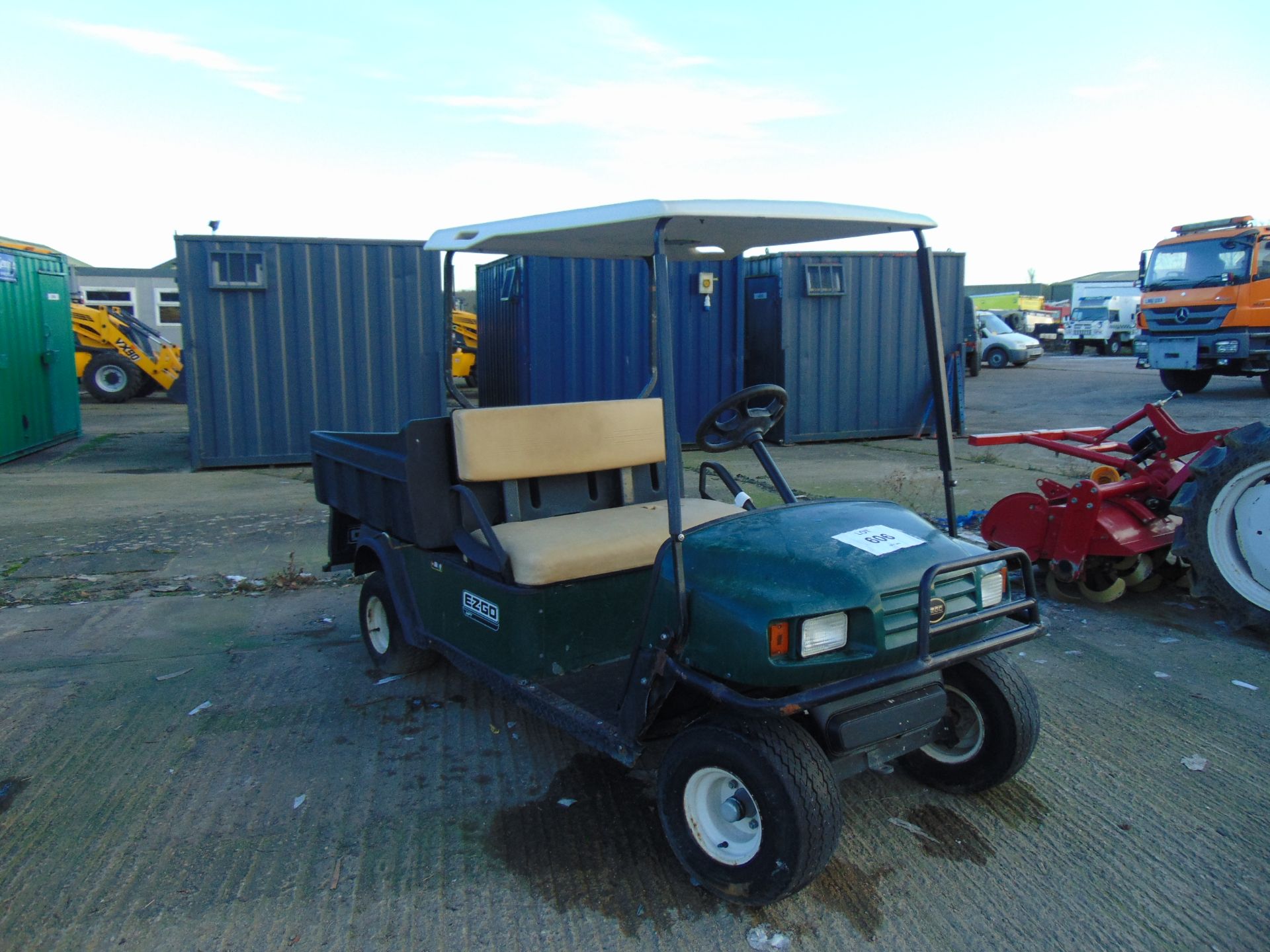 EZGO MPD Turf Master Truck with Tipping Body Batteries and on Board Charger 1700 hrs only - Image 2 of 13