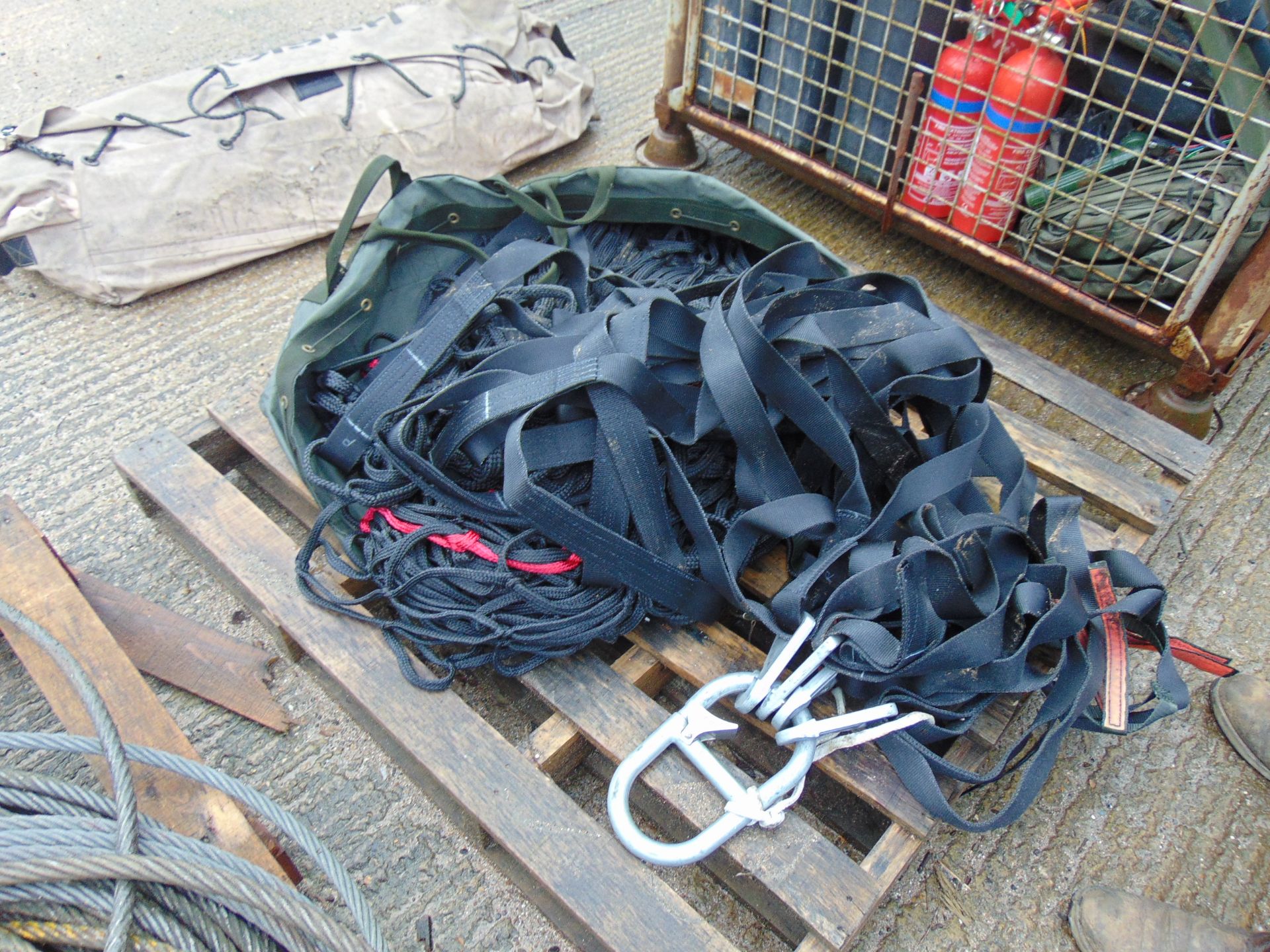 1 x Helicopter Cargo Lifting Net c/w Straps, Carry Bag etc - Image 3 of 4