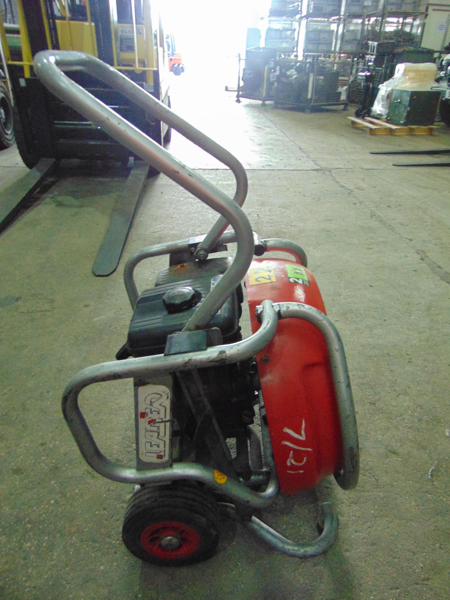 Leader MT236 Petrol Driven Fan / Smoke Blower - Image 4 of 7