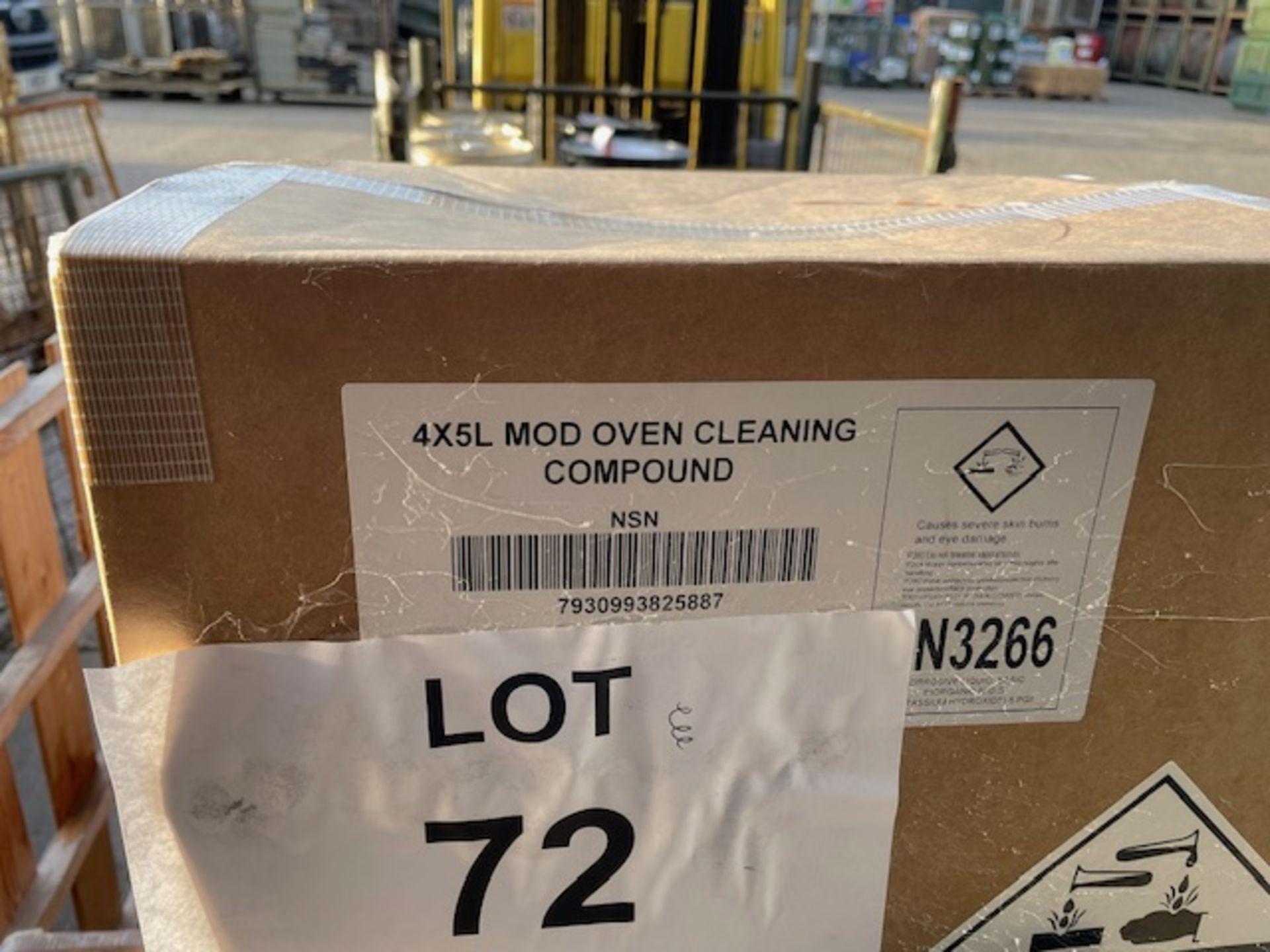 10 Boxes of 4X5 litre MOD oven cleaner WITH APPLICATOR manufactured by CLEENOL MOD reserve stock - Image 2 of 3