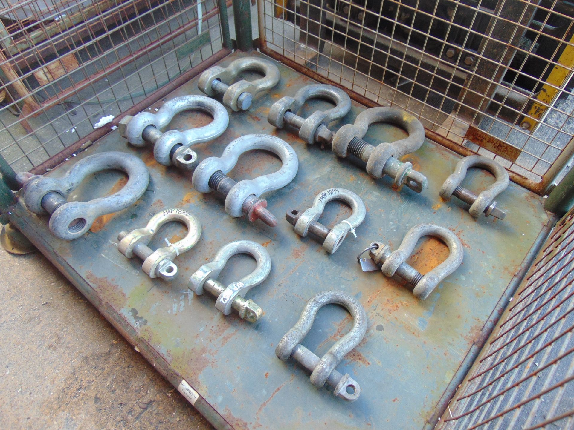 12 x 25 / 10 ton Recovery D Shackles - Image 4 of 7