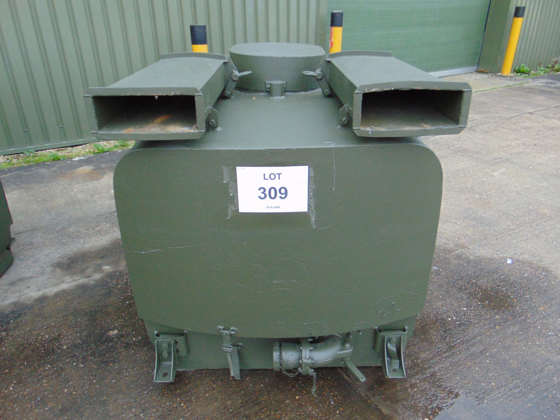 Gloster Saro 2,200 Ltr Aluminium Fuel / Fluid Distribution Tank