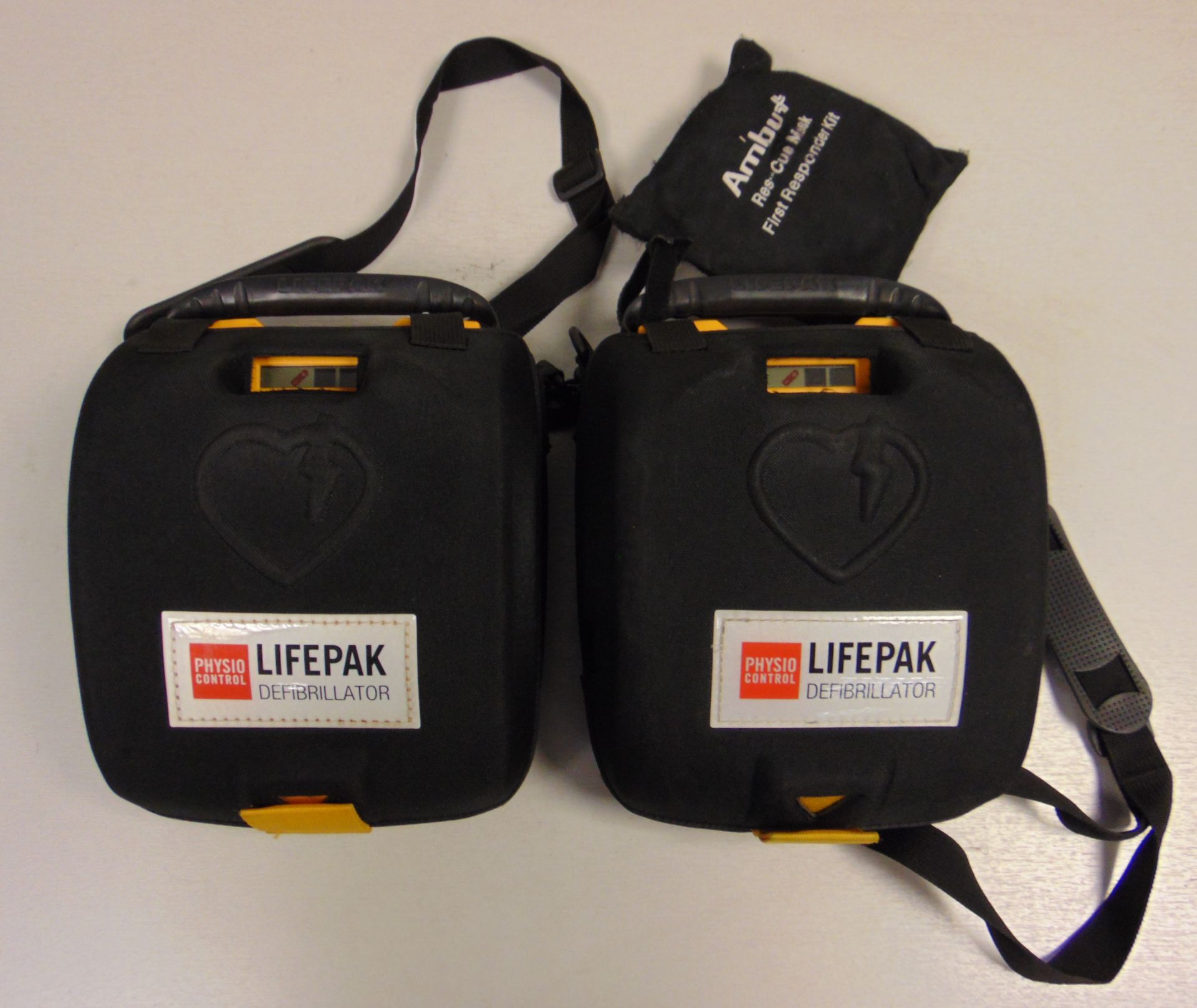 2 x Physio-Control Lifepak CR Plus Defibrillator Units - Fully Automatic - Image 2 of 4