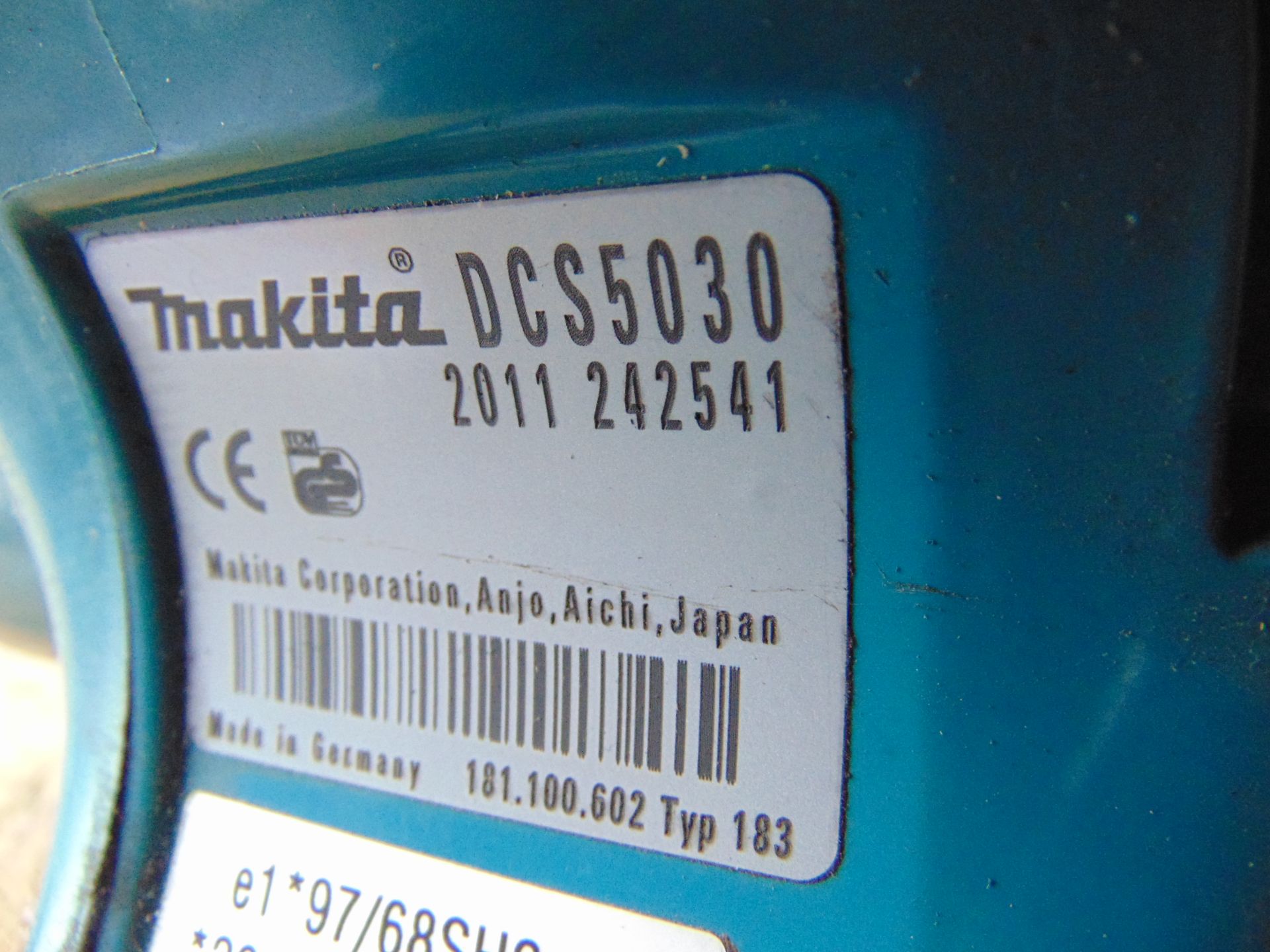 MAKITA DCS 5030 50CC Chainsaw c/w Chain Guard from MoD. - Image 5 of 5
