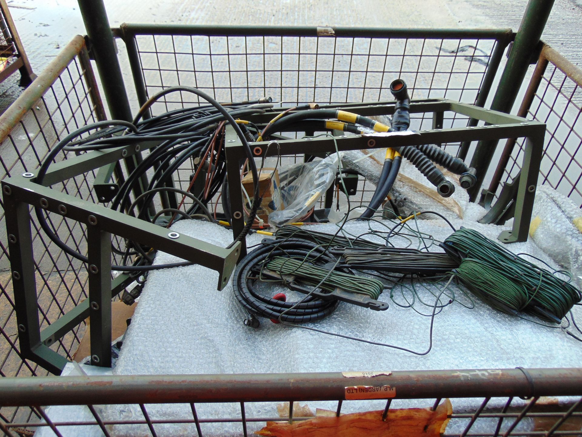 1 x Stillage of Clansman Fitting Kits Cables, Antennas etc - Image 4 of 6
