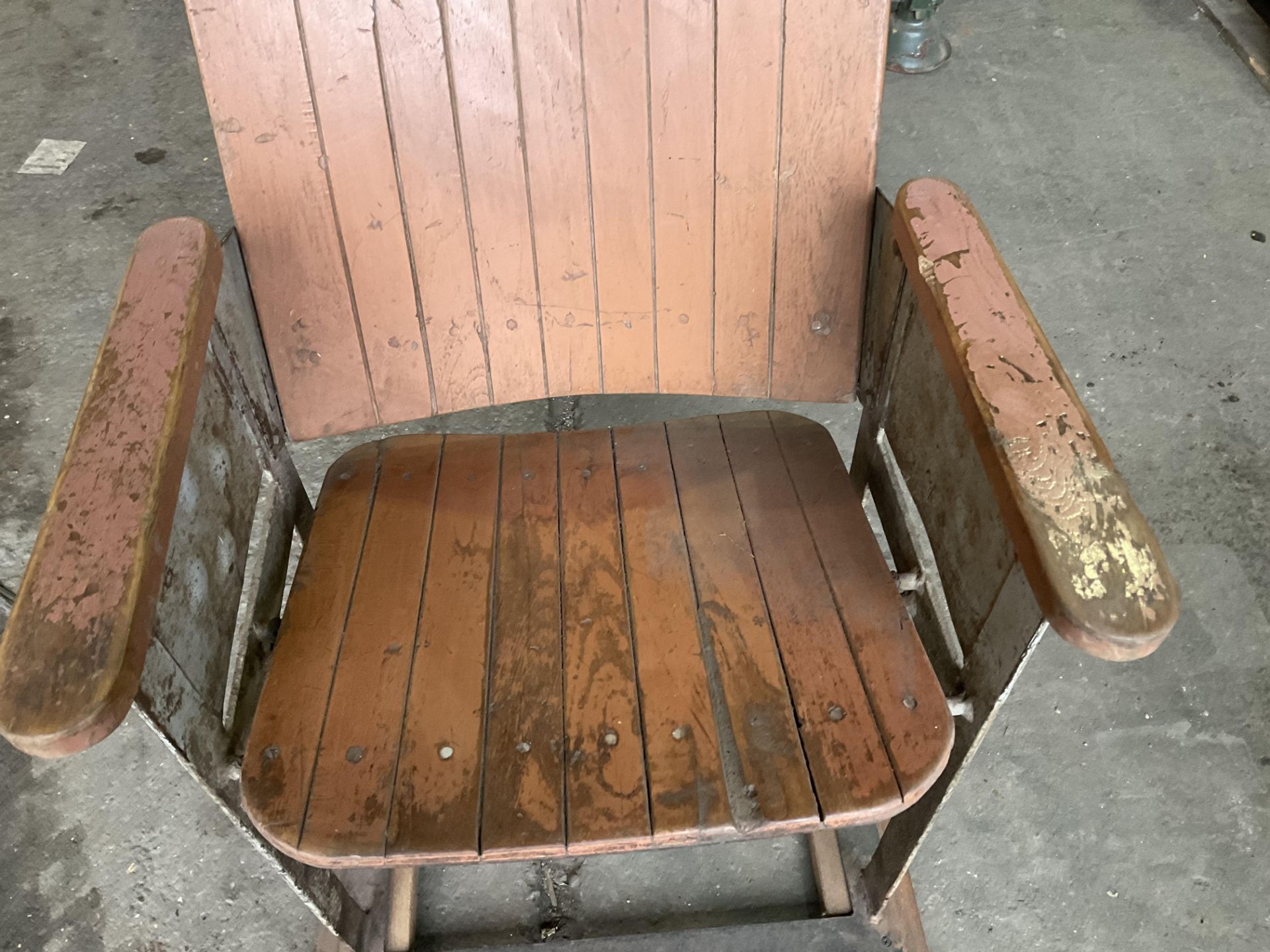 RARE ANTIQUE CINEMA SEAT VERY UNUSUAL. - Image 2 of 5