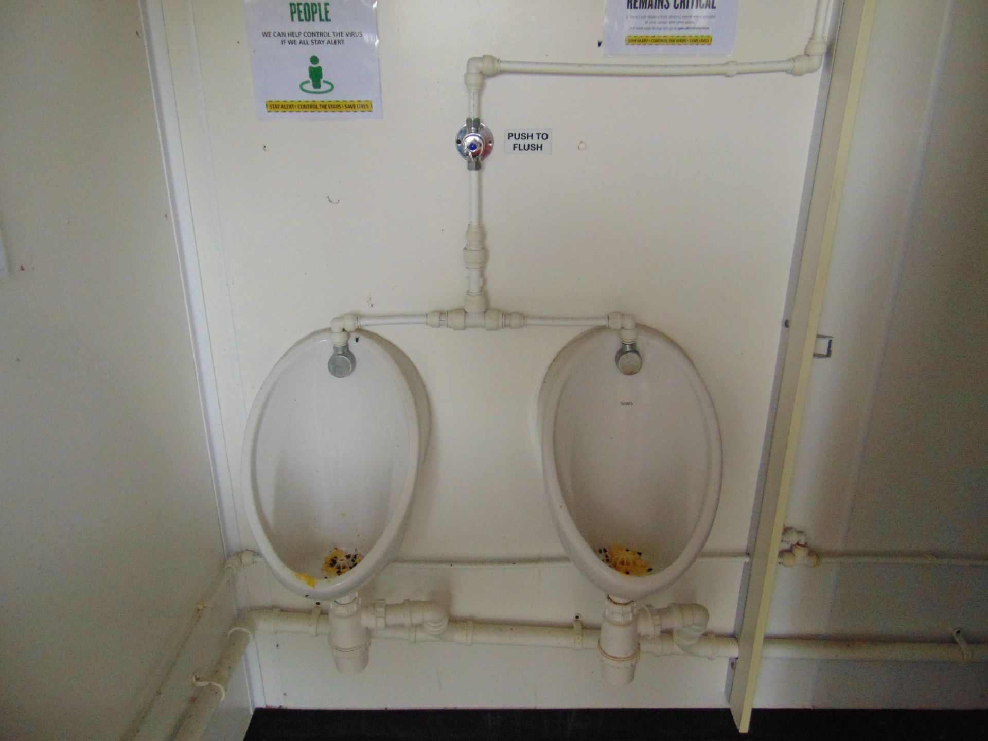Male / Female Dual Compartment Toilet Block - Bild 15 aus 24