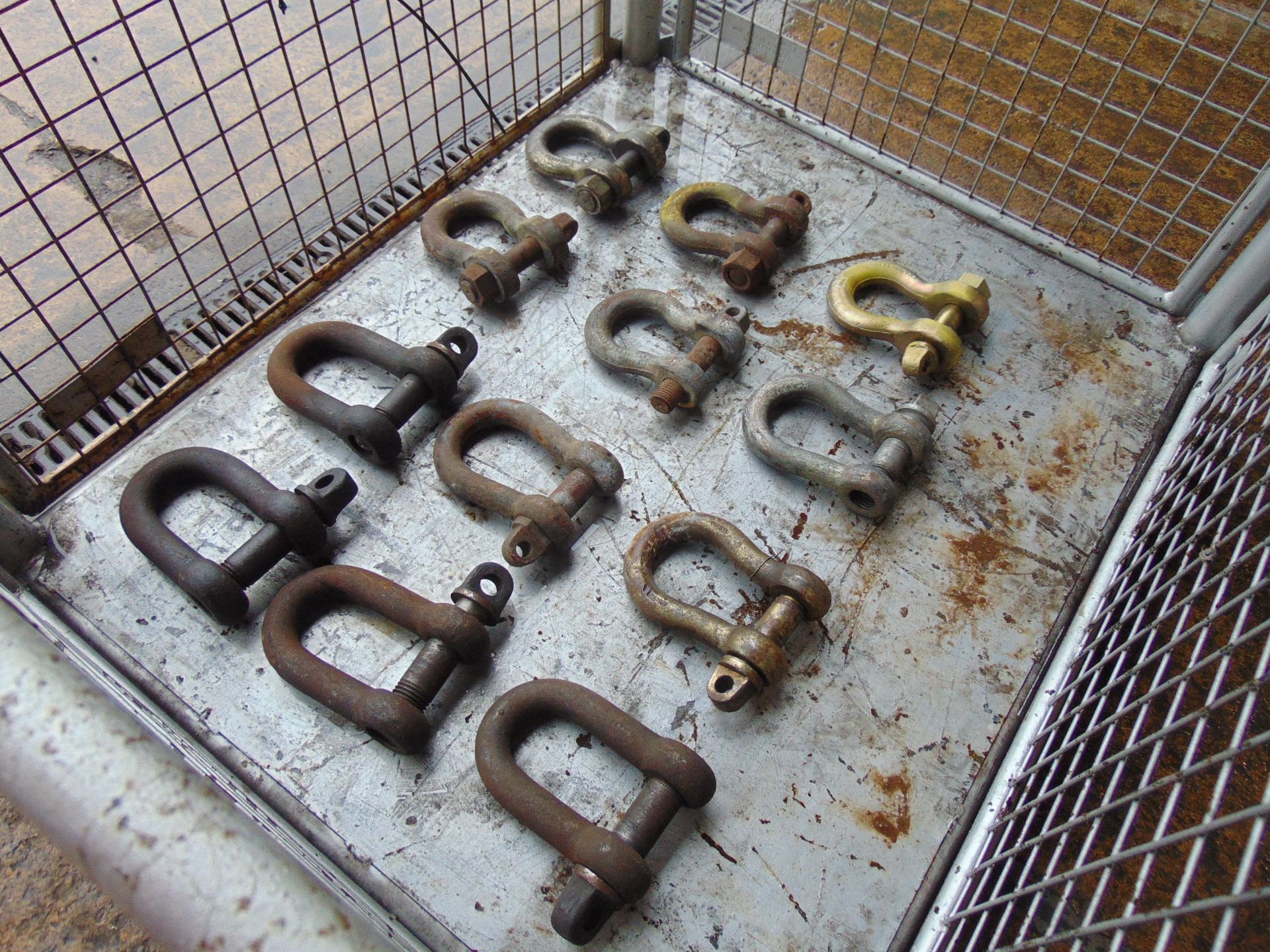 12 x HD Recovery D Shackles from MoD - Image 3 of 4