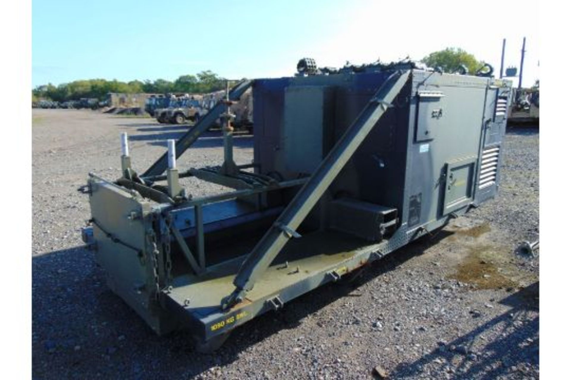 Demountable Secure Insulated Mowag Radio Coms Body C/W, Air Con etc - Image 16 of 21