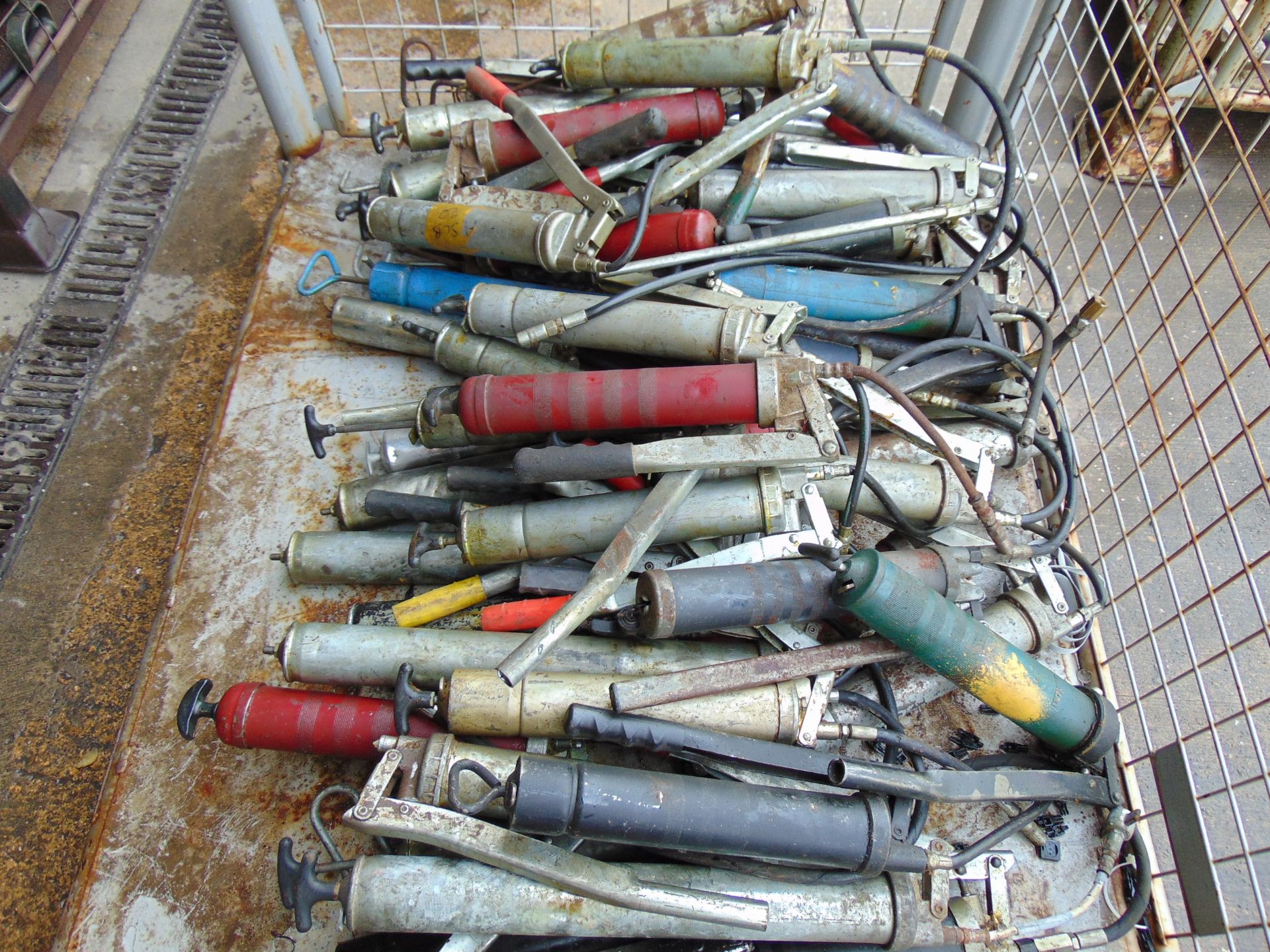 50 x Grease Guns from MoD - Image 5 of 6