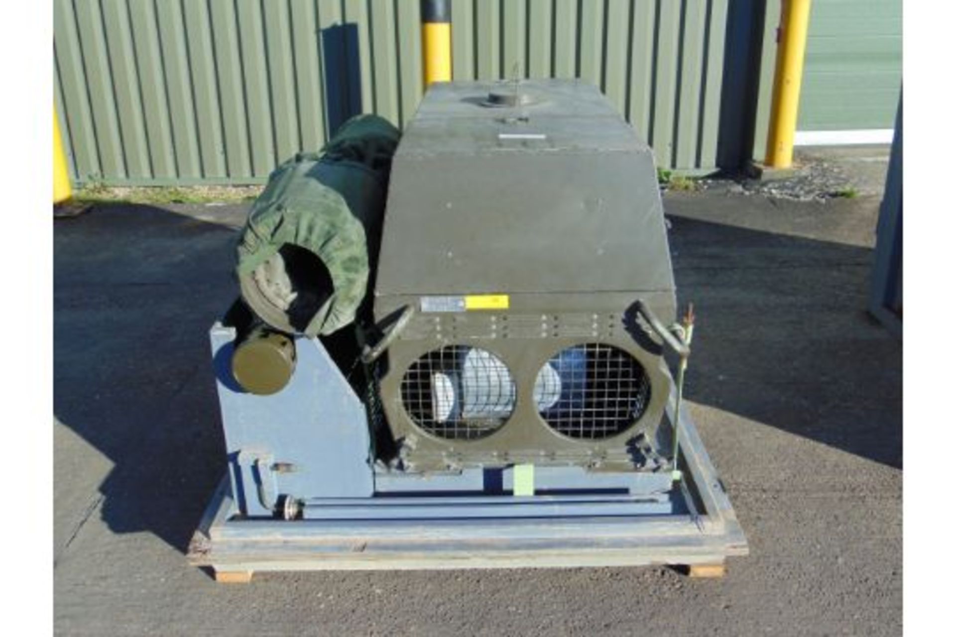 Dantherm VAM 40 Portable Workshop / Building Heater 230V C/W Accessories as shown - Image 3 of 29