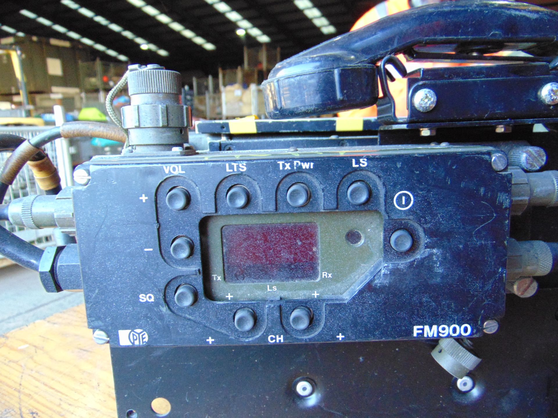 PYE FM900 Transmitter Receiver - Image 4 of 4