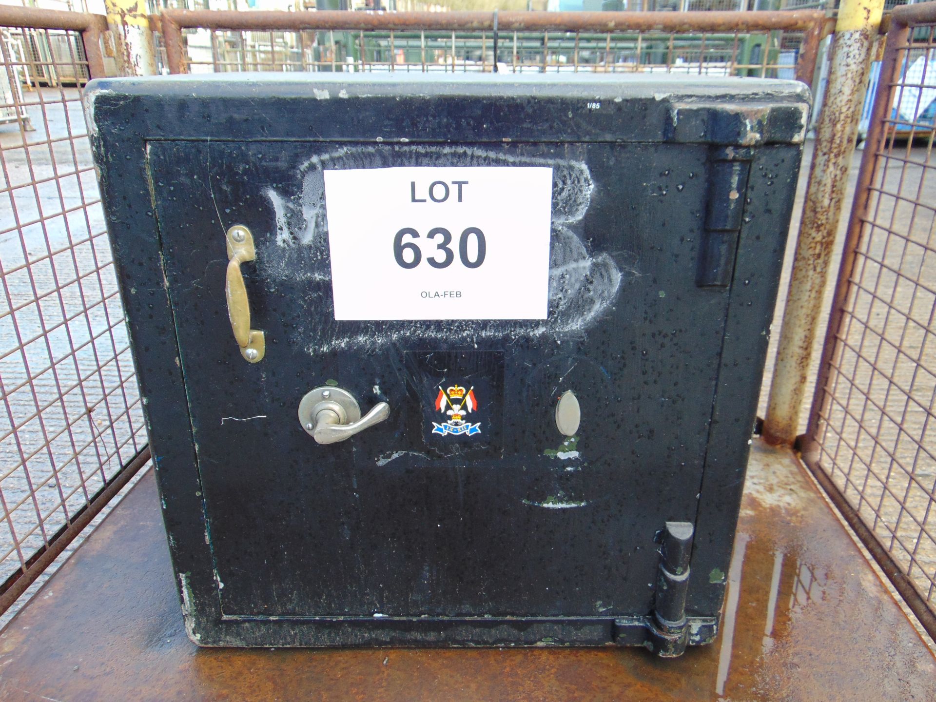 Mystery Safe from MoD - Locked - No Key - Contents Unknown !