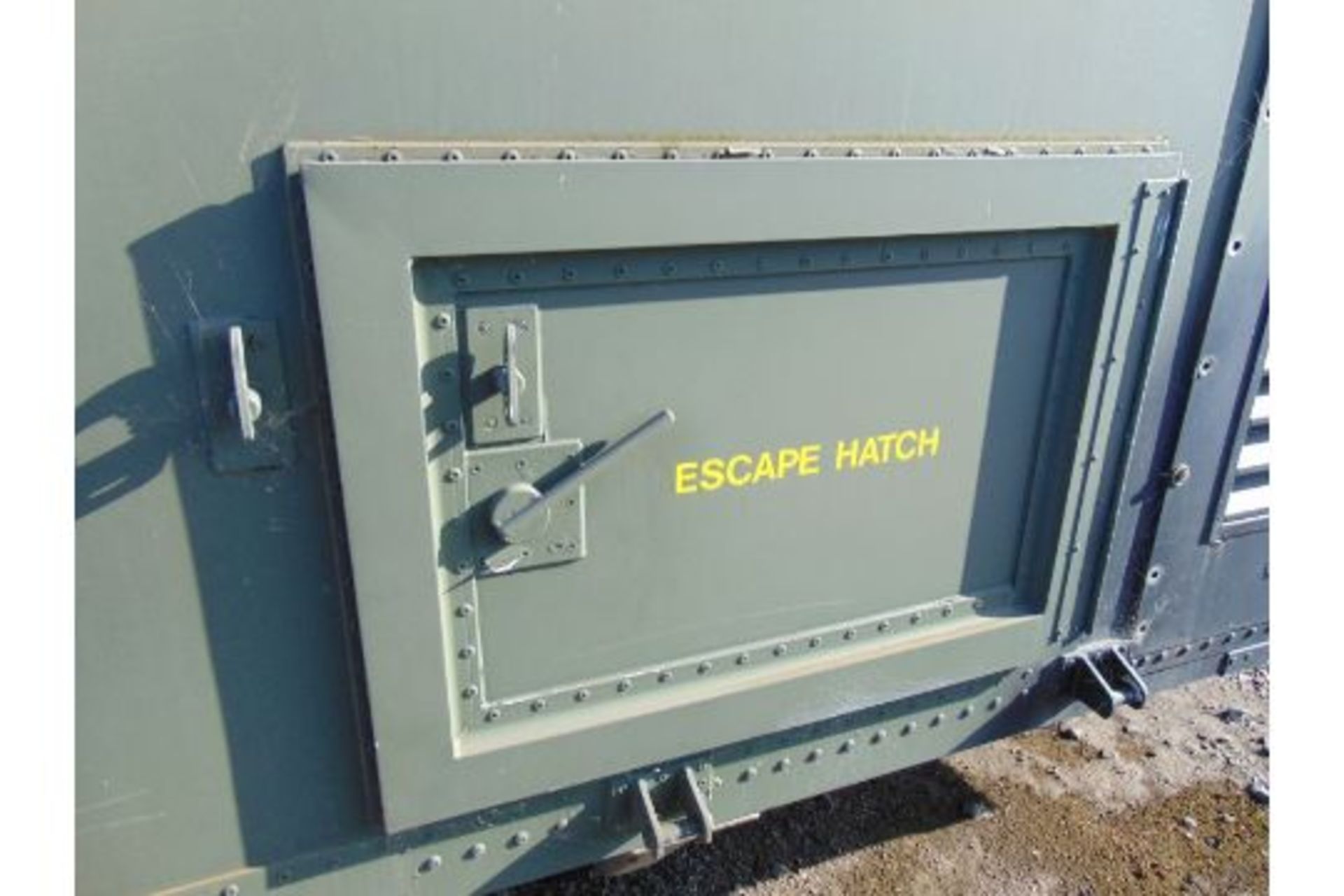 Demountable Secure Insulated Mowag Radio Coms Body C/W, Air Con etc - Image 15 of 21