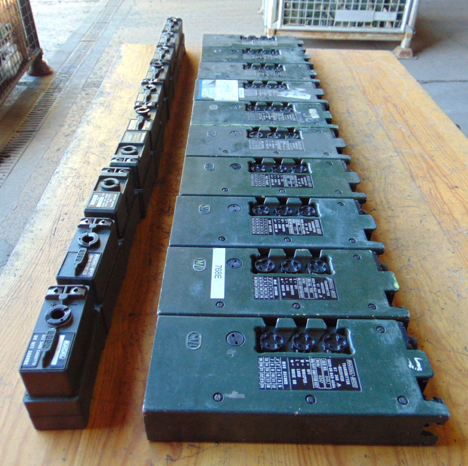 10 x Clansman UK/RT 349 Transmitter Receivers c/w Battery Pack - Image 3 of 3