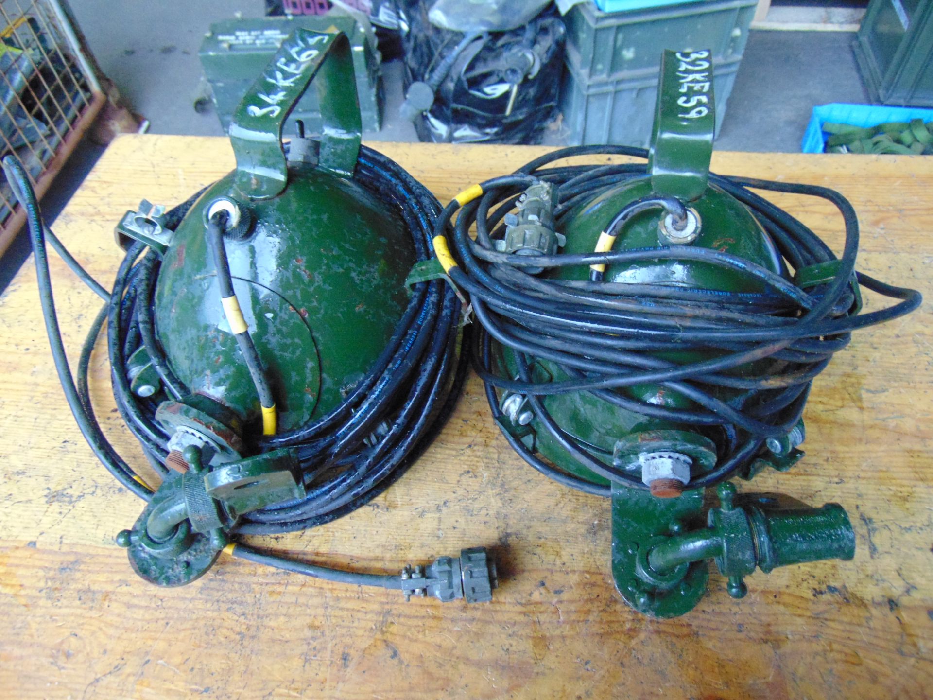 2 x FV159907 Vehicle Spot Lamp c/w Bracket and Leads - Image 4 of 7