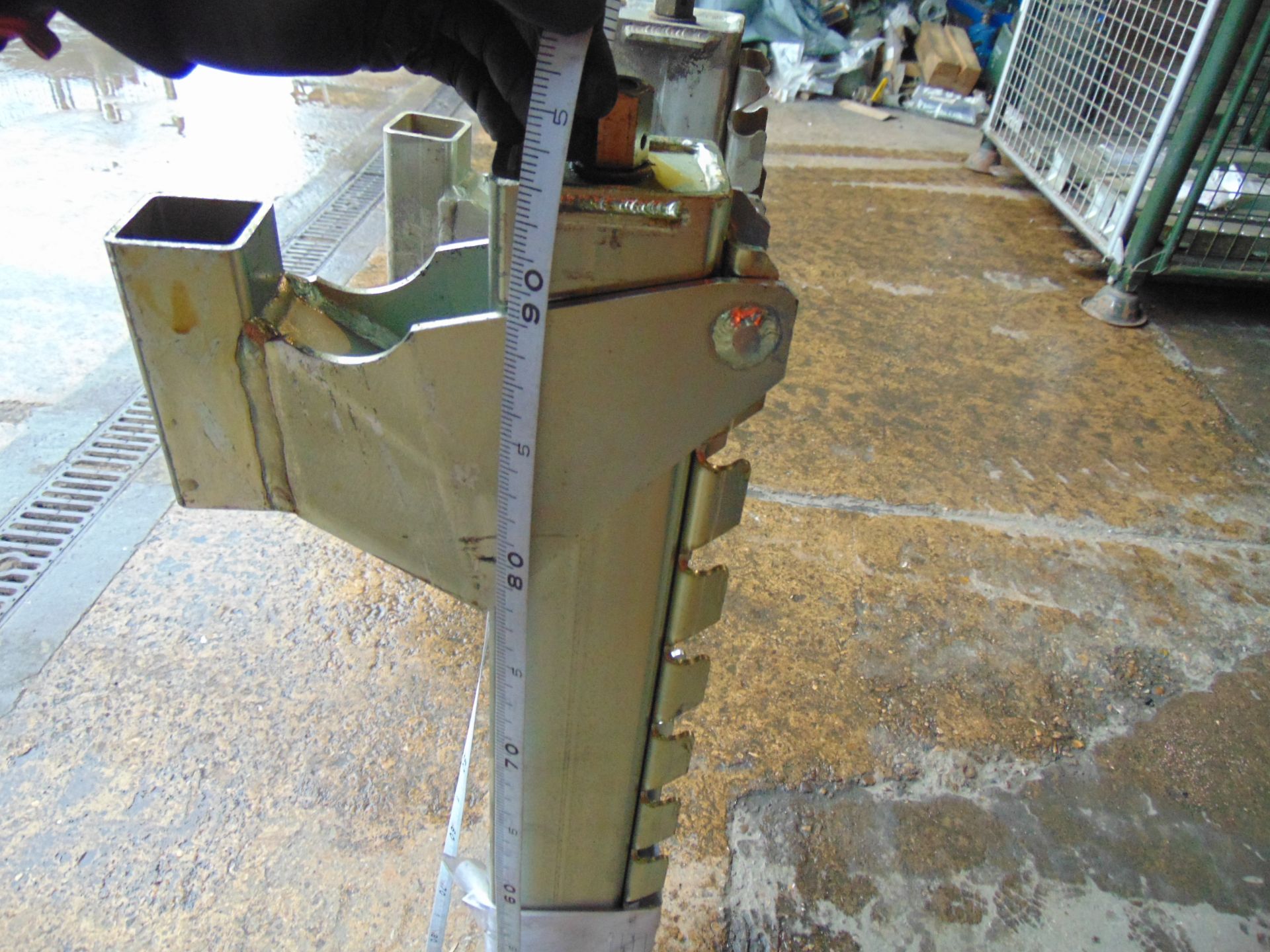 2 x New Unissued 2400kgs High Lift Screw Jacks for 4x4's etc 90cms as shown - Image 6 of 7