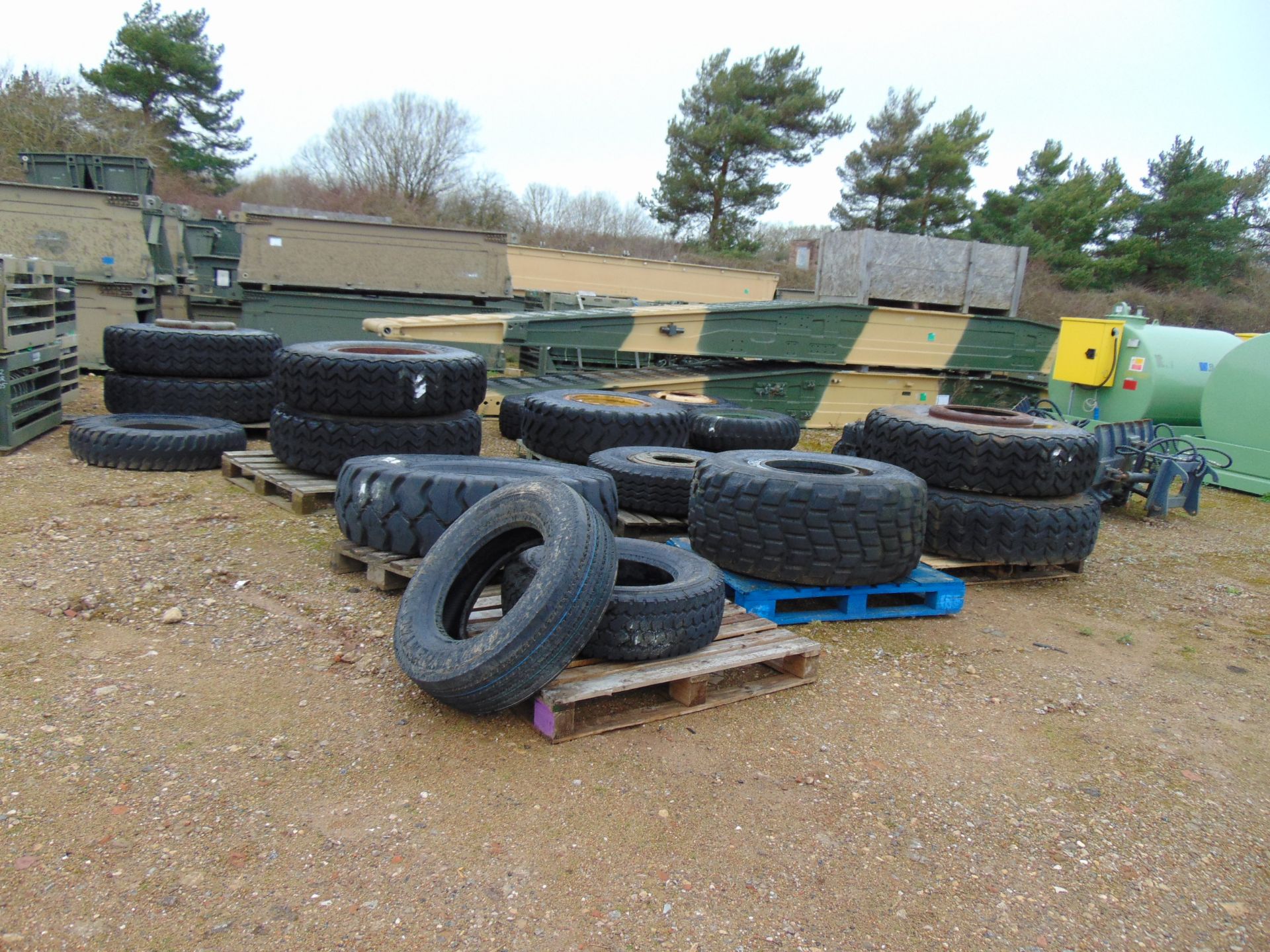 18 x Various Tyres and Spare Wheels Inc Michelin, Continental, Goodyear etc - Image 2 of 20