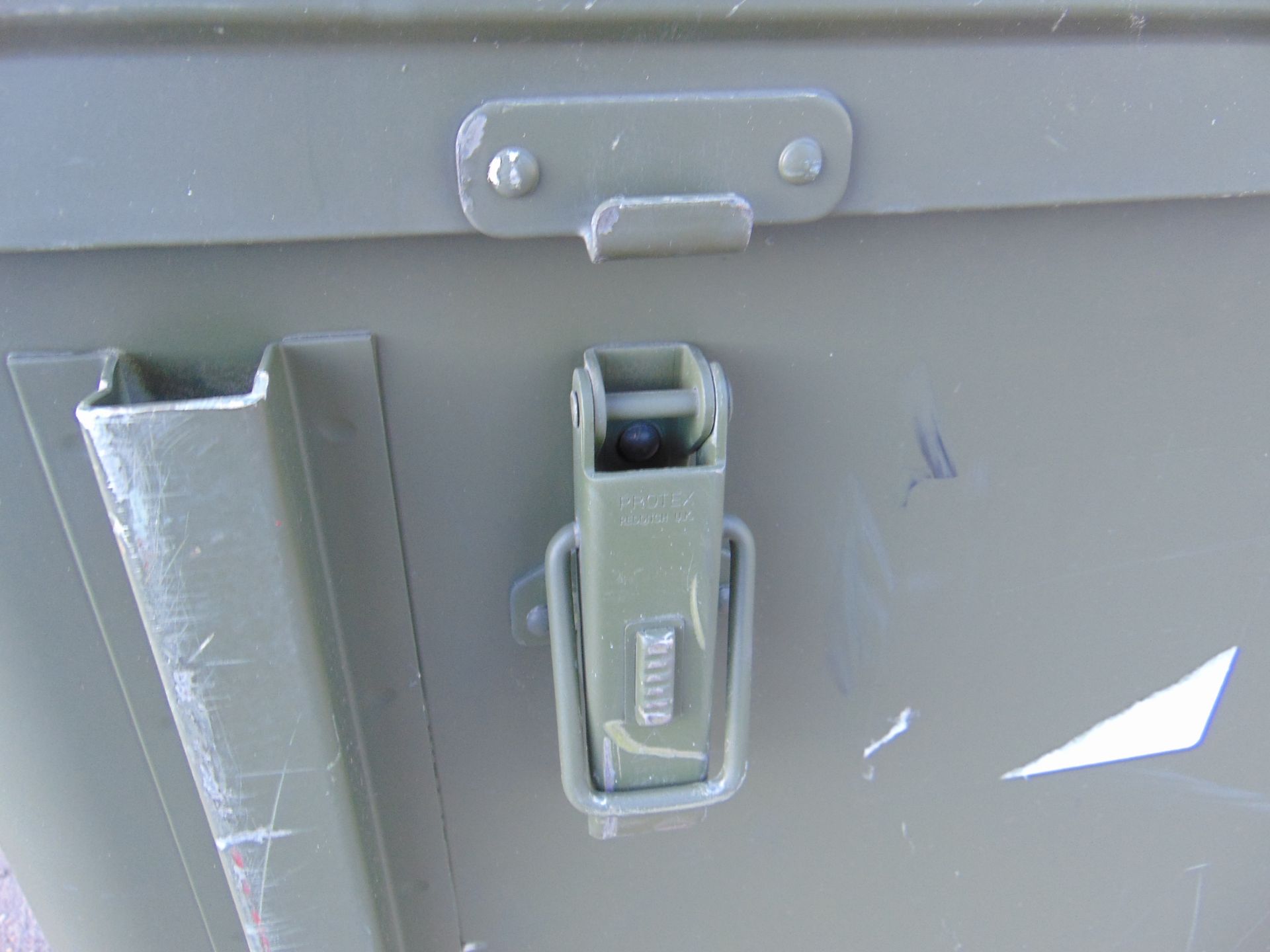 MoD Aluminium Storage Container - Image 6 of 6