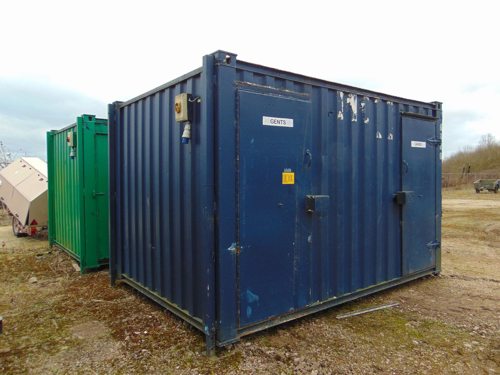 Male / Female Dual Compartment Toilet Block - Bild 2 aus 24