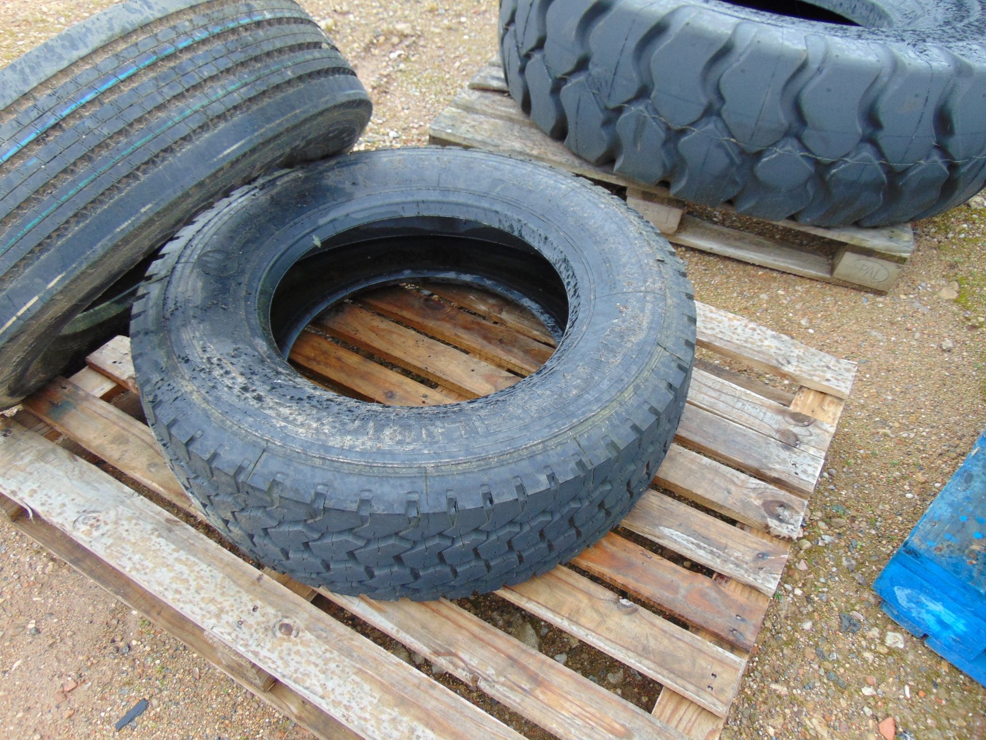 18 x Various Tyres and Spare Wheels Inc Michelin, Continental, Goodyear etc - Image 5 of 20