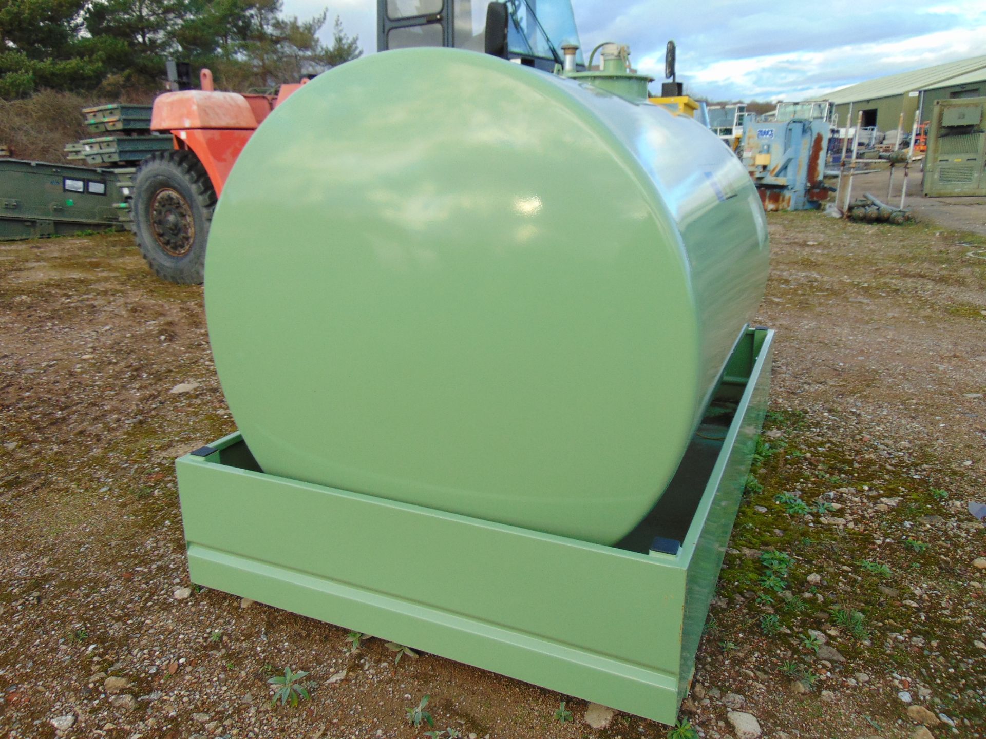 NEW UNUSED Emiliana Serbatoi 2023 TF3/50 3172 litre BUNDED Diesel Fuel Tank - Image 9 of 10