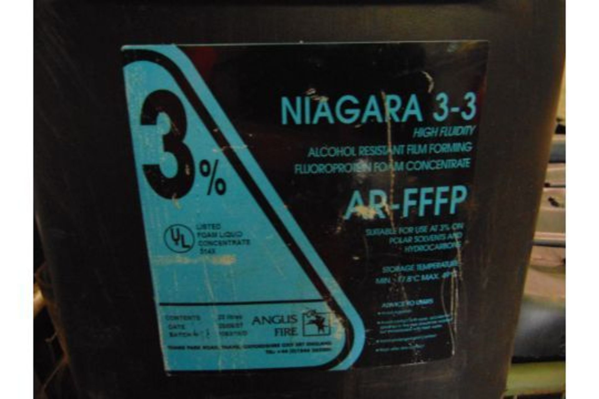 Niagara 3/3 Foam Concentrate Liquid - Various Size Containers - Image 8 of 8